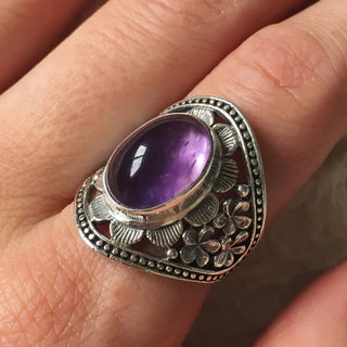 Josephine | Amethyst Ring Vintage Men's Hand Jewelry