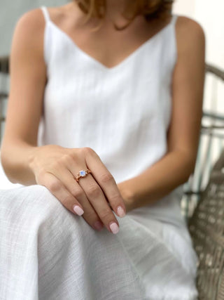 Ellie | Moonstone Ring Sterling Silver