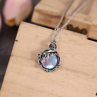 Grace | Vintage Moonstone Pendant Necklace