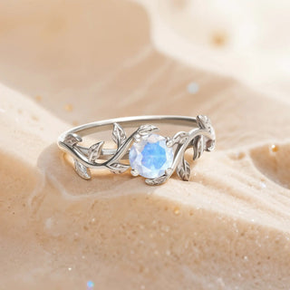 Ellie | Moonstone Ring Sterling Silver