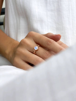 Ellie | Moonstone Ring Sterling Silver
