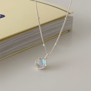 Gianna | Moonstone Necklace – Round Cut Pendant