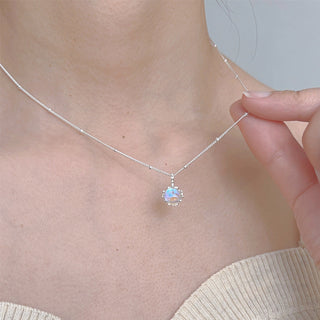 Gianna | Moonstone Necklace – Round Cut Pendant