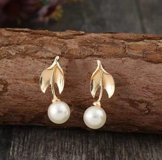 Vintage Gold Color Leaf Flower Dangle Earrings