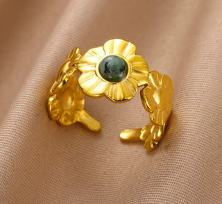Vintage Green Zircon Flower Gold Ring
