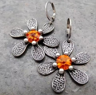 Vintage Inlaid Carving Flower Dangle Earrings