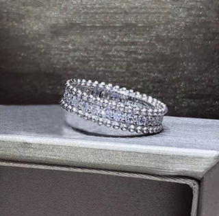 Classic Bright Zirconia Silver Ring