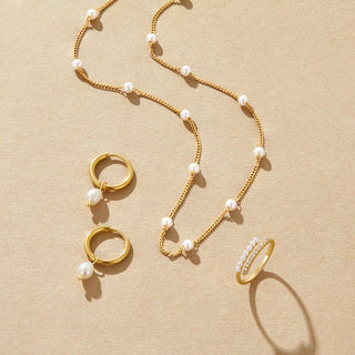 Bella | Freshwater Pearl Earrings
