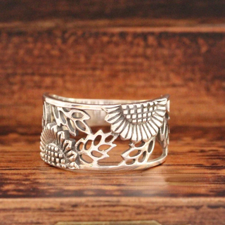 Vintage Hollow Sunflower RIng