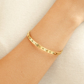 River | Roman Golden Bangle